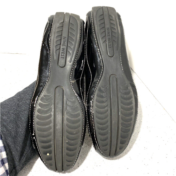 Nine West Lavetta 8.5M black patent driving loafers slip on shoes gold buckles - Picture 9 of 10